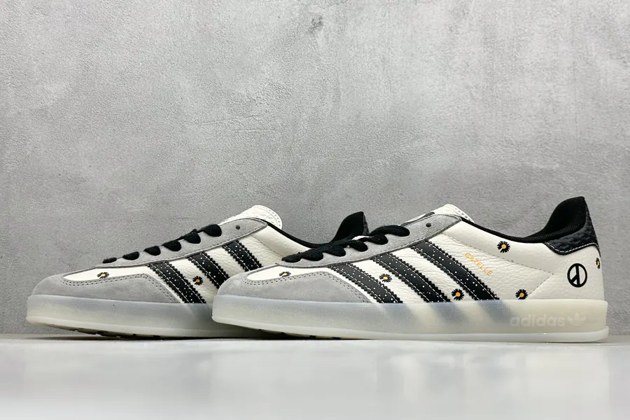Adidas Originals Gazelle Indoor Mars Gray White Black