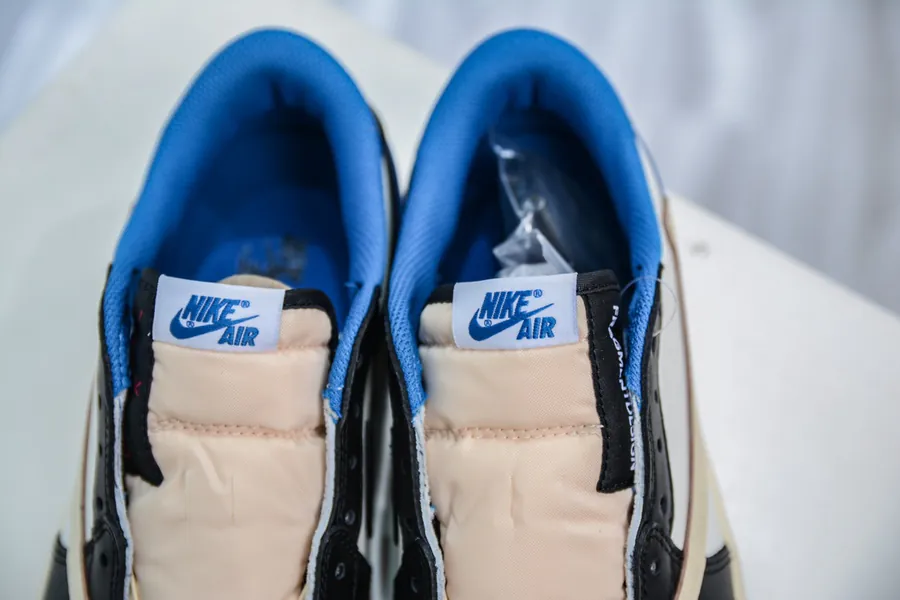 Travis Scott x Air Jordan 1 Reverse Mocha