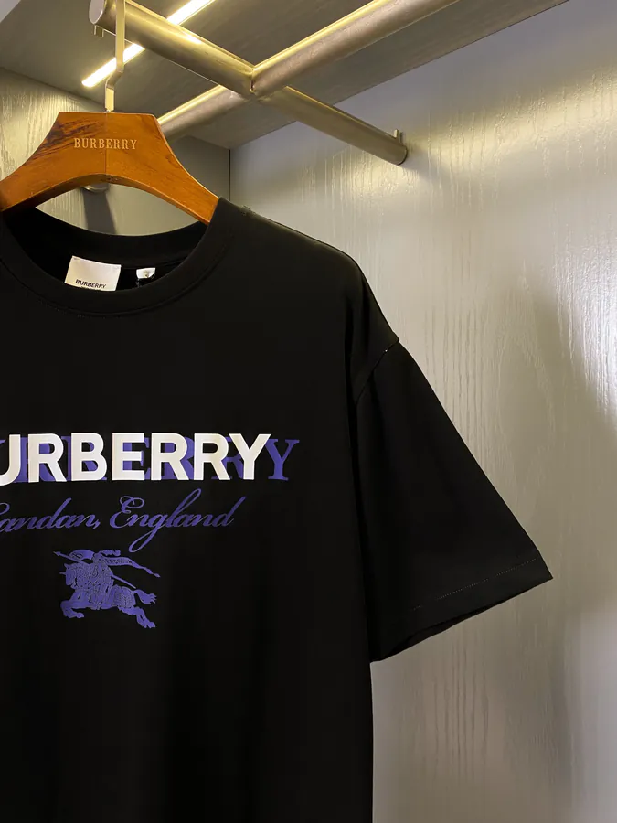 BUR Exclusive Double Micro Logo Horse Knight Print Cotton T Shirt