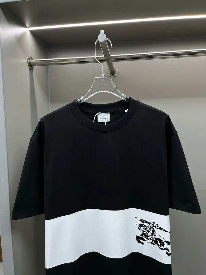 BUR Starry Exclusive Stripe Print Round Neck T Shirt