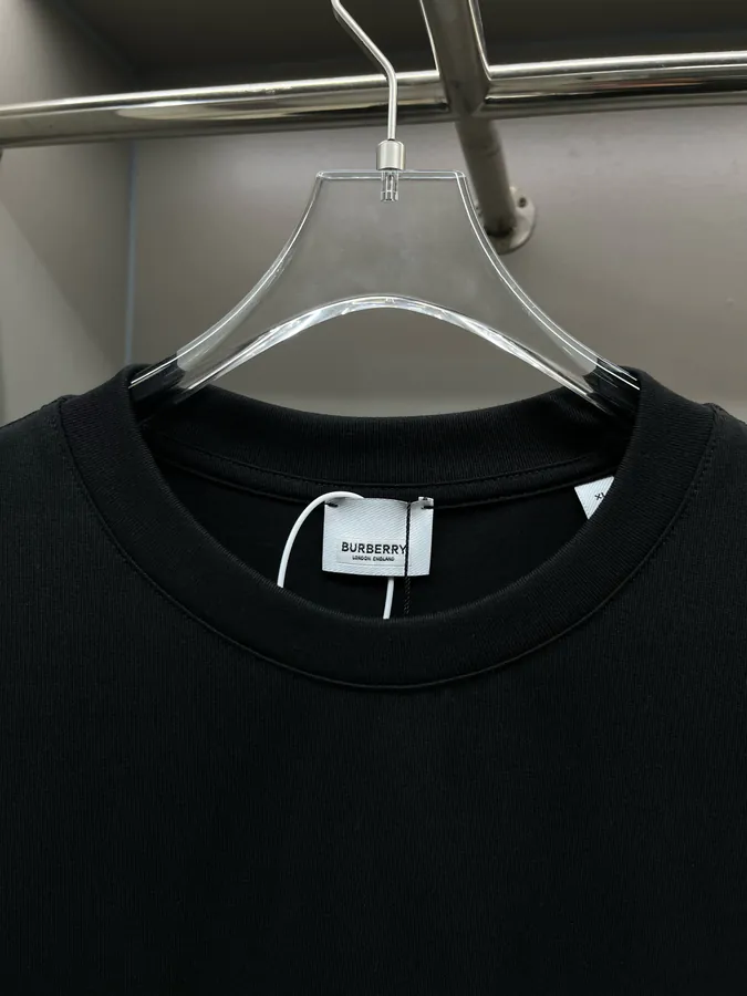 BUR Starry Exclusive Stripe Print Round Neck T Shirt