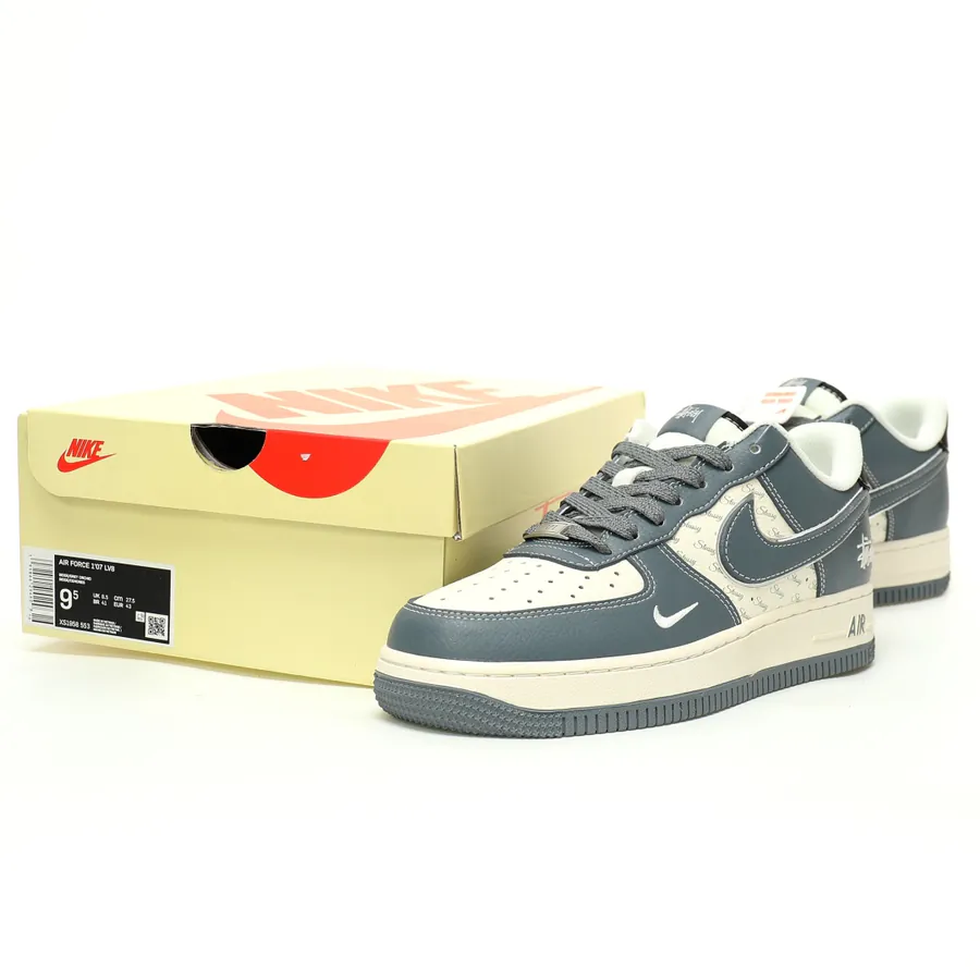 X Air Force 1'07 Low Classic Low Sneaker