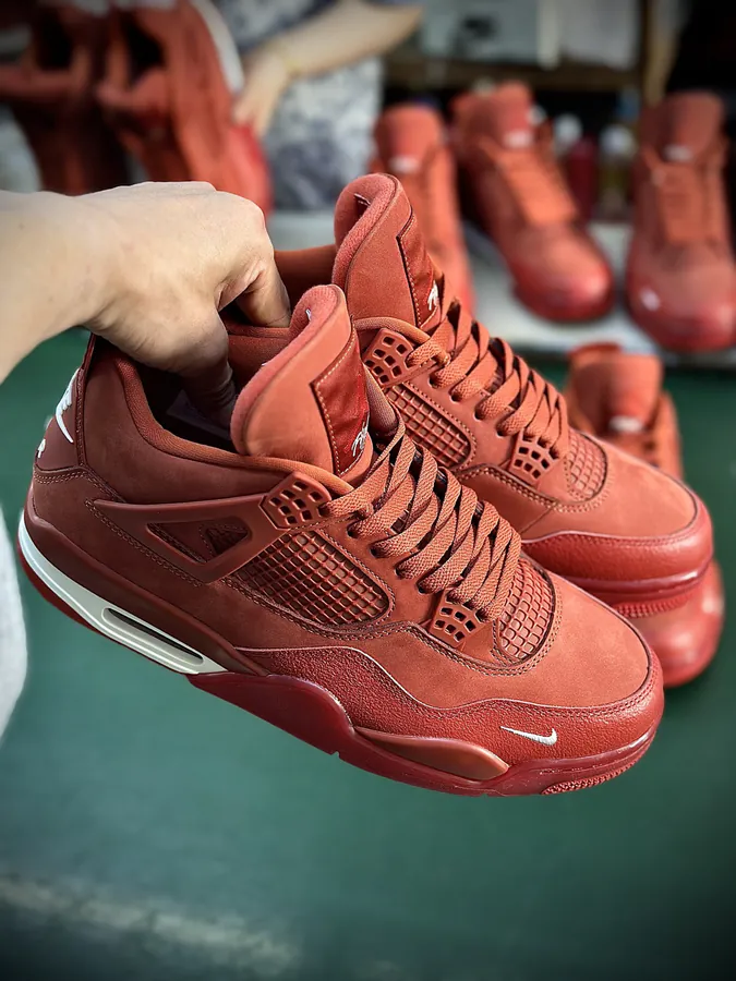 Nigel Syester x Air 4 4联名款 Retro Shoe