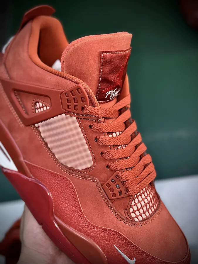 Nigel Syester x Air 4 4联名款 Retro Shoe