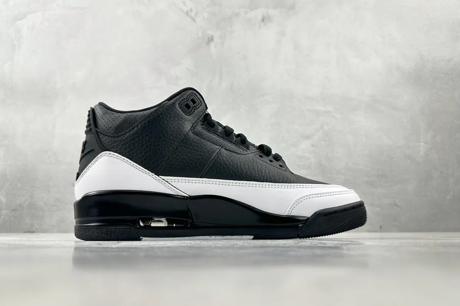 Fragment Design x Jordan Air Jordan 3 BlackWhite