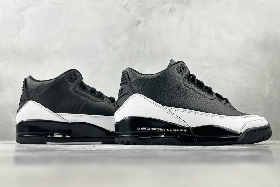 Fragment Design x Jordan Air Jordan 3 BlackWhite