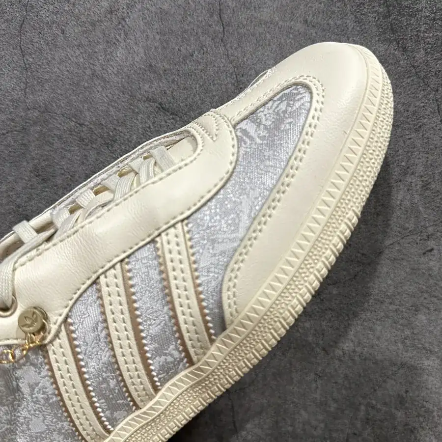 Addis Original Samba OG Retro Bucket Sneaker
