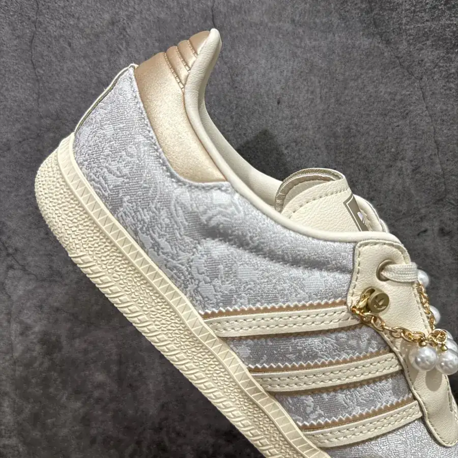 Addis Original Samba OG Retro Bucket Sneaker