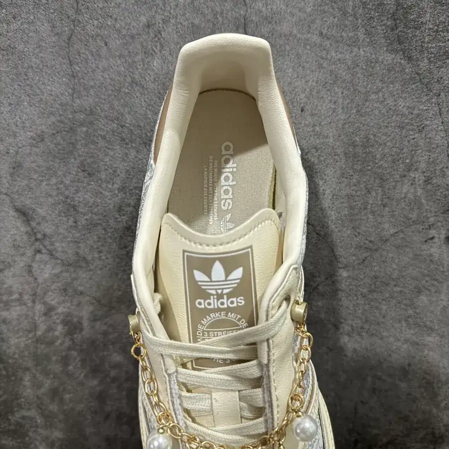 Addis Original Samba OG Retro Bucket Sneaker