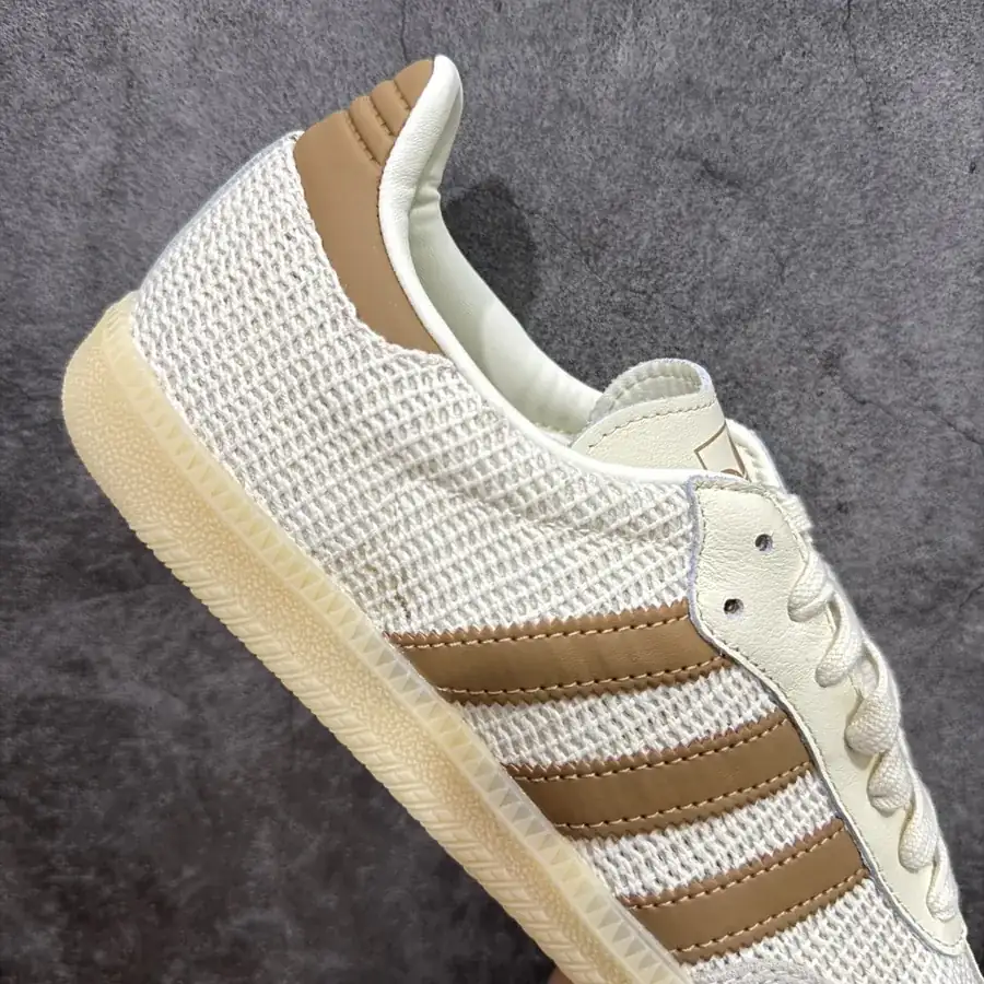 Originals Samba OG Sneaker with Leather and Mesh Upper