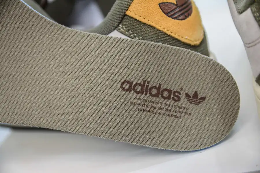 Adidas Originals Campus 00s Bucket Bag