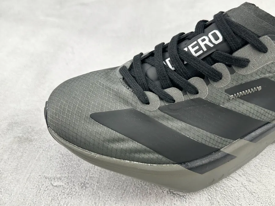 Y 3 Adios Pro 4 in Gray