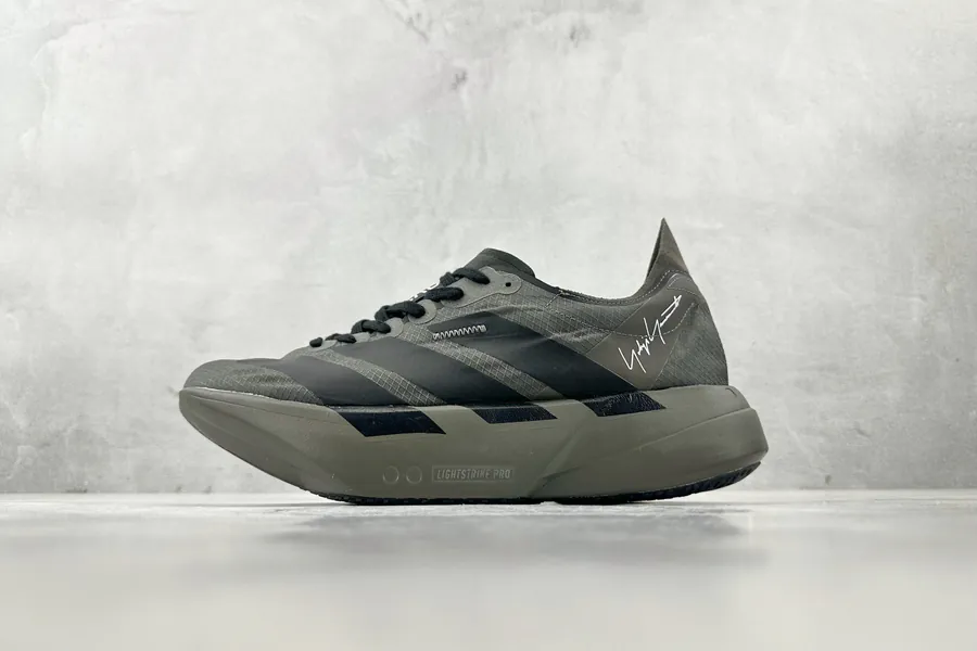 Y 3 Adios Pro 4 in Gray