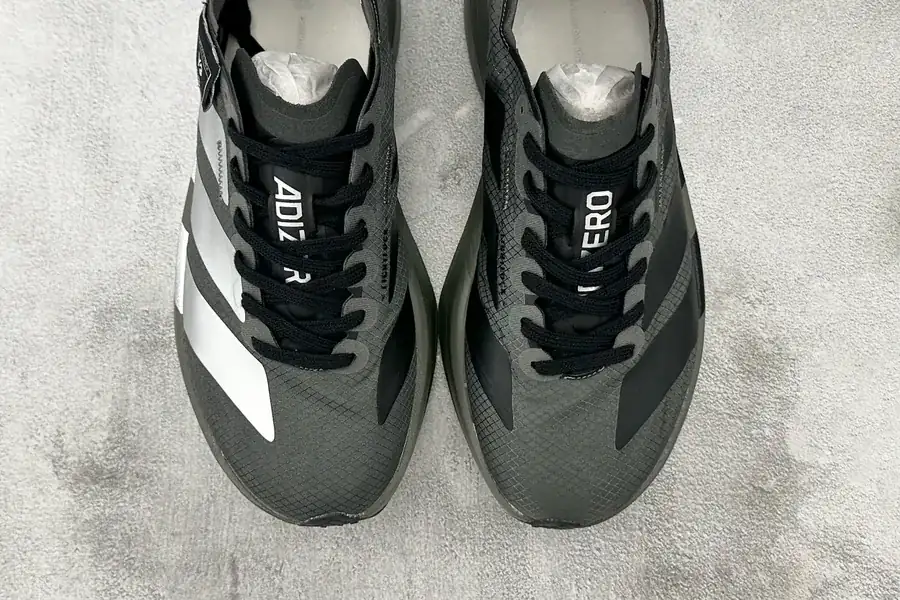 Y 3 Adios Pro 4 in Gray