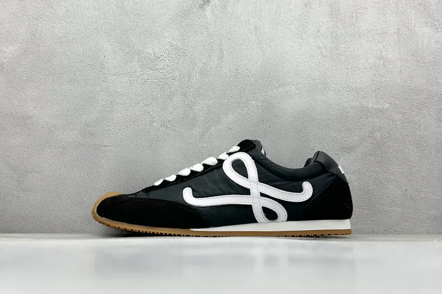 LOEWE 2025 Ballet Runner2.0 Asymmetrical Toe Design Sneaker