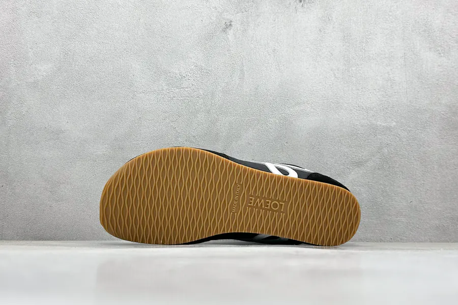 LOEWE 2025 Ballet Runner2.0 Asymmetrical Toe Design Sneaker