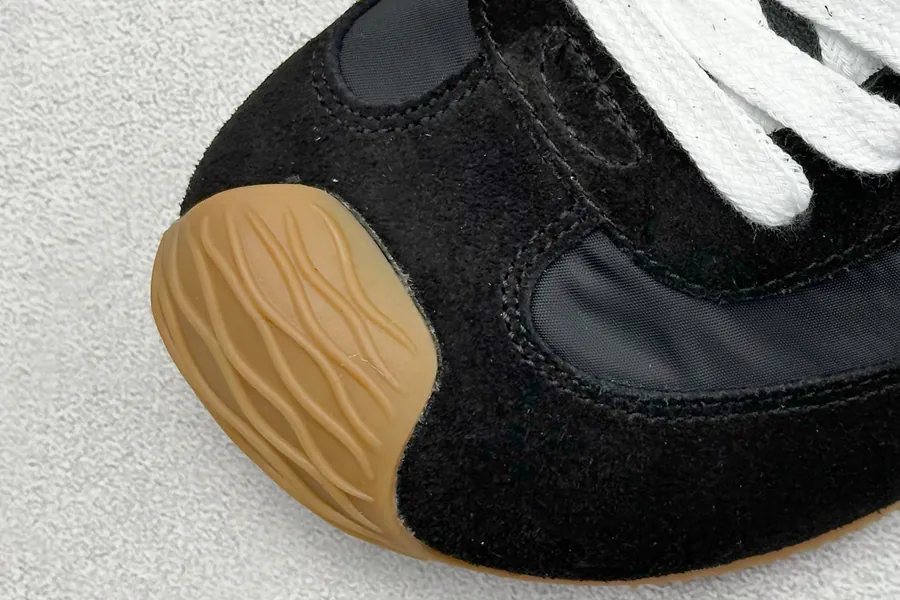 LOEWE 2025 Ballet Runner2.0 Asymmetrical Toe Design Sneaker