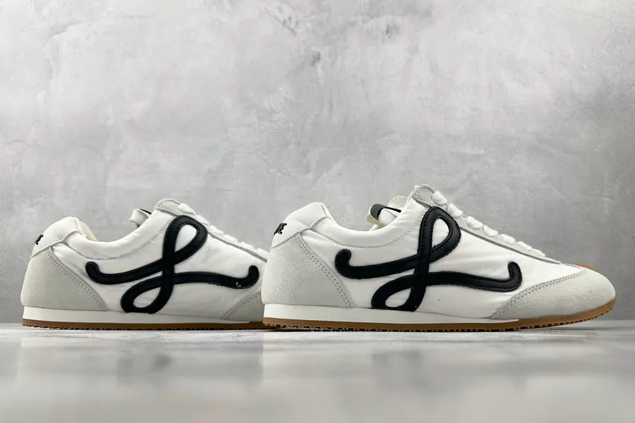 LOEWE Ballet Runner 2.0 White