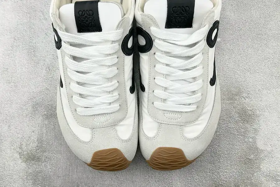 LOEWE Ballet Runner 2.0 White