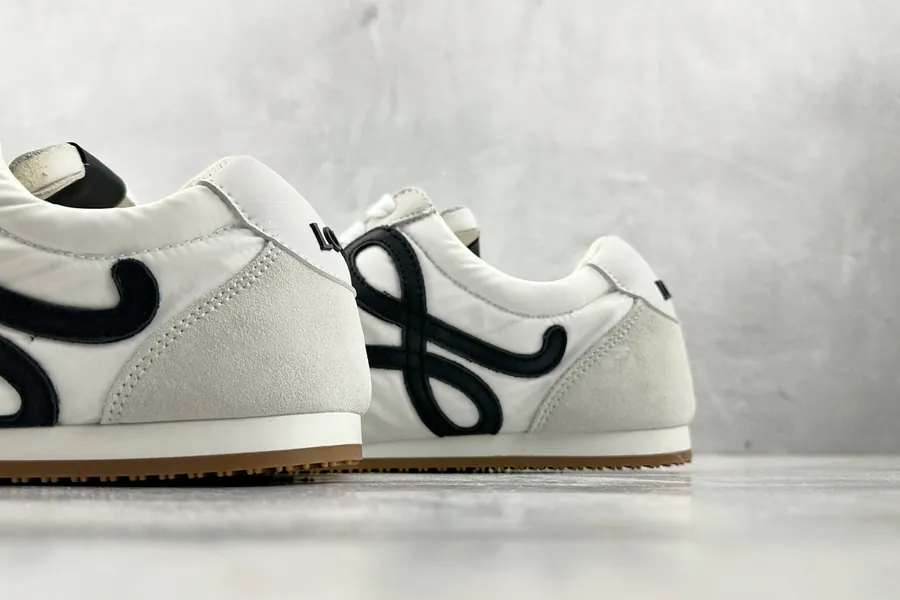 LOEWE Ballet Runner 2.0 White