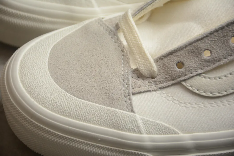 VAN Old Skool Reissue 136 Premium High End Sneaker