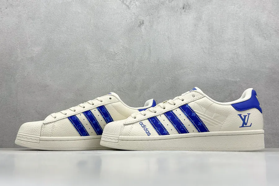 AD Originals Gazelle Indoor LV Collaboration Vintage Sneaker