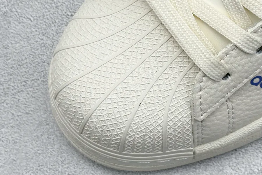 AD Originals Gazelle Indoor LV Collaboration Vintage Sneaker