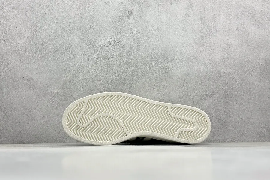 AD Originals Gazelle Indoor DIOr Collaboration Sneaker