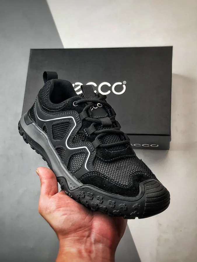 Ecco Love Step Outdoor Series Men's Sneakers