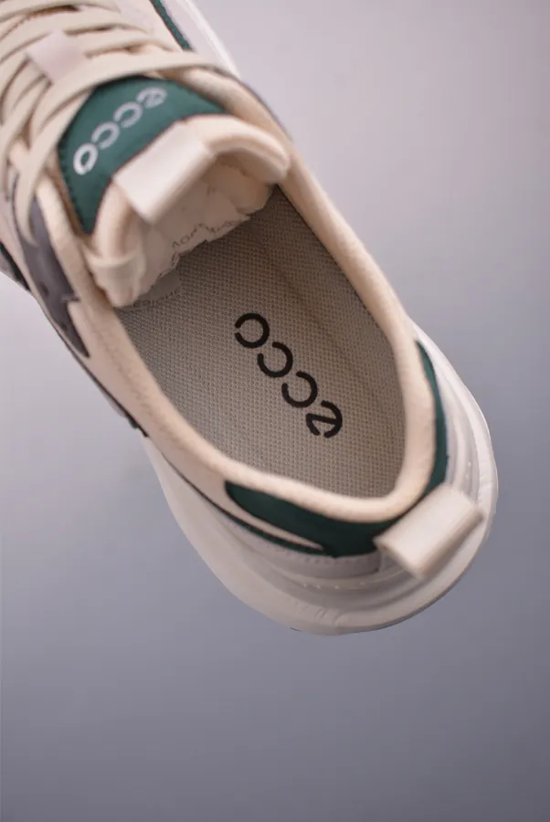 ECCO Men's Running Sneaker Retro Waffle Sole