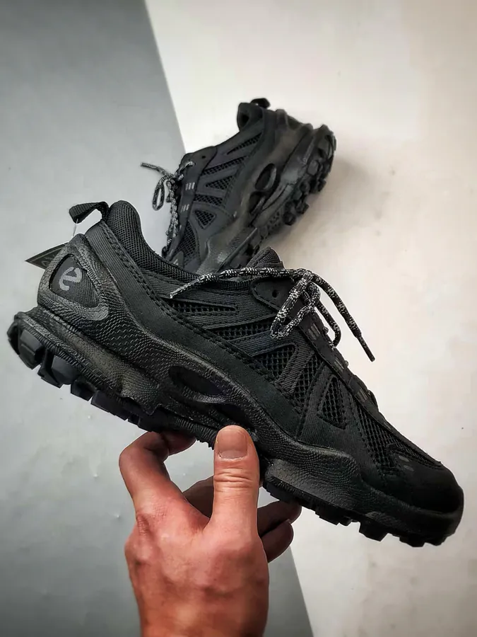 Ecco BIOMC踪迹系列 Men's Trail Running Shoes