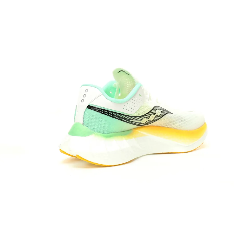 Saucony Endorphin Pro 4 Runner's Essential