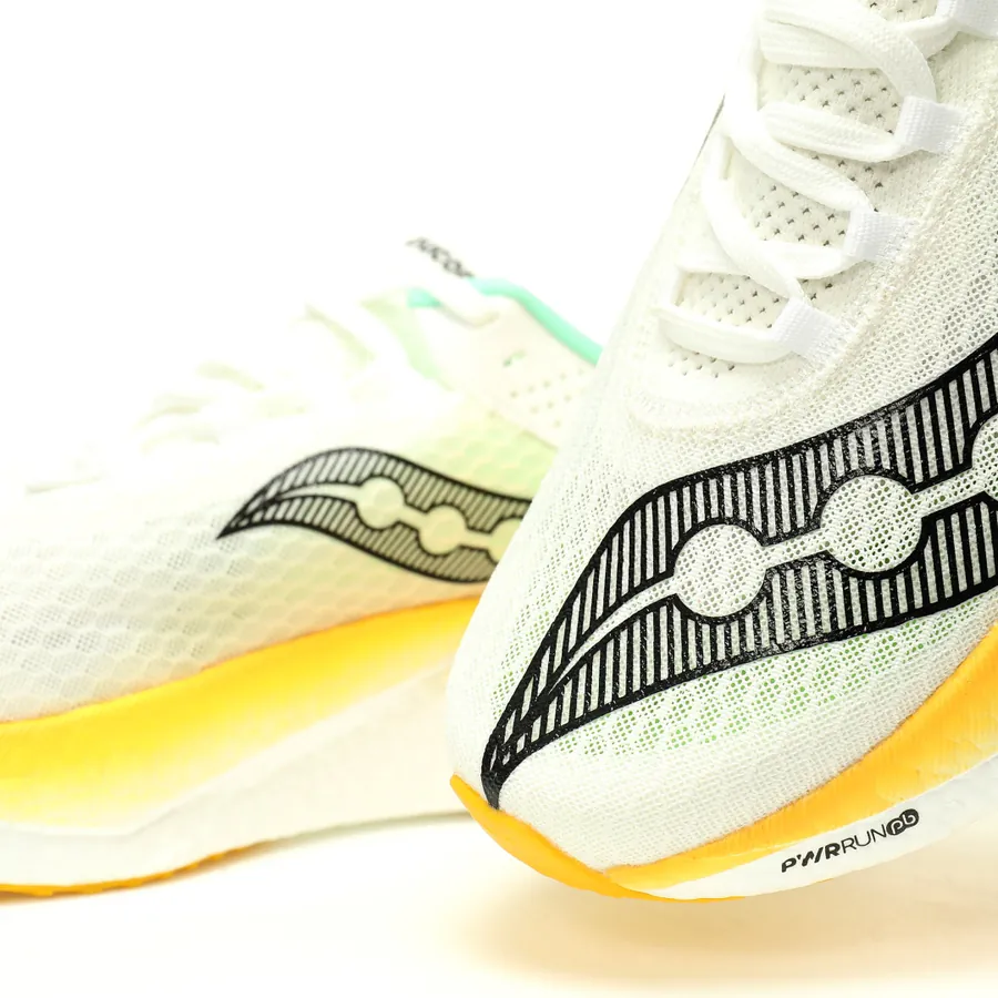 Saucony Endorphin Pro 4 Runner's Essential