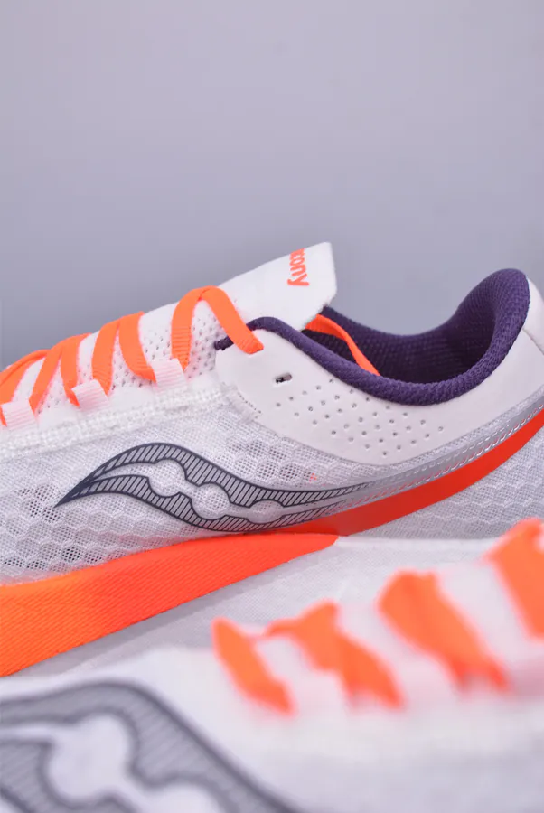 Saucony Triumph PRO 4 Exclusive Original Running Shoes