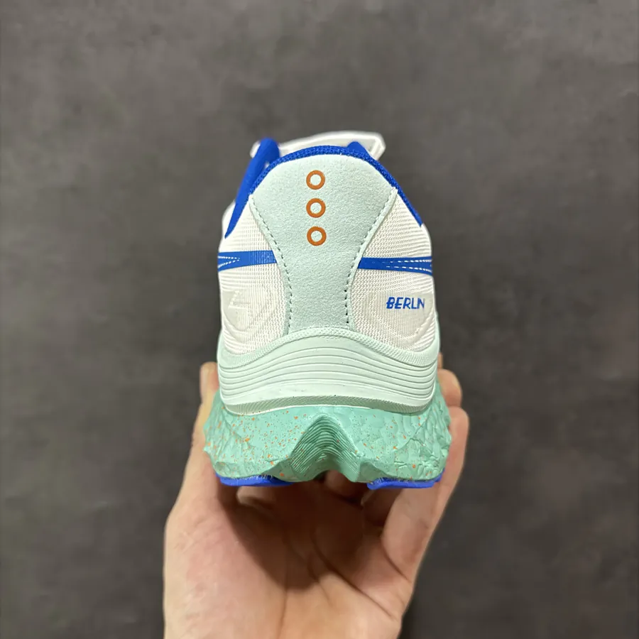 Saucony Endorphin Pro Running Shoes for Men and Women