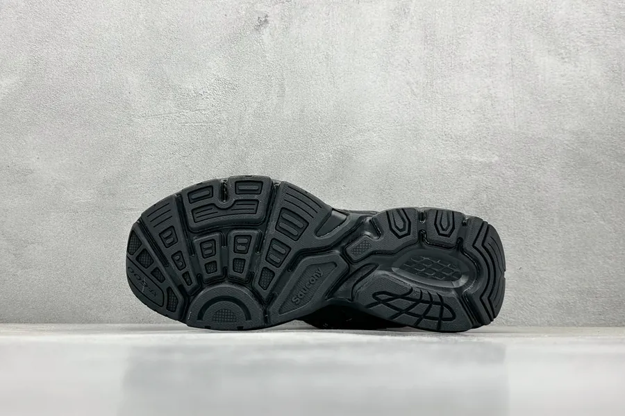 Saucony 2K Cavalry Retro Sneaker