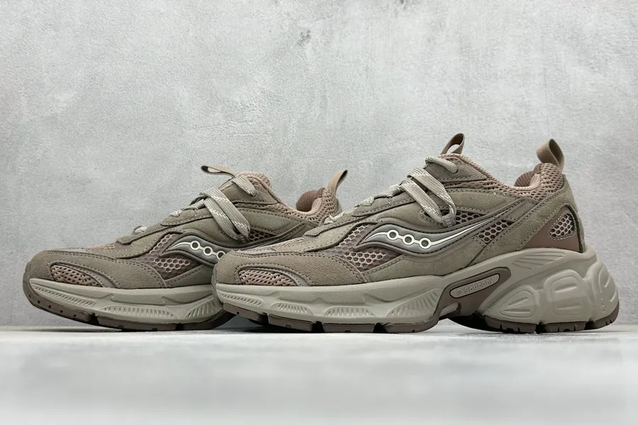 Saucony 2K Cavalry Retro Sneaker