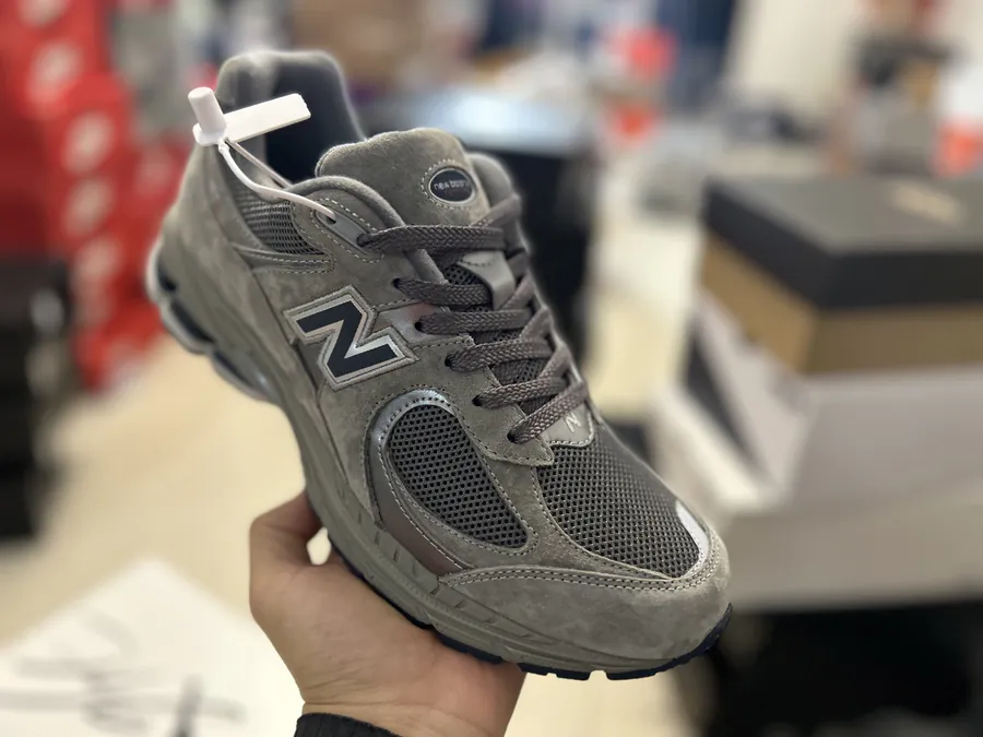 NB ML2002RA Classic Grey