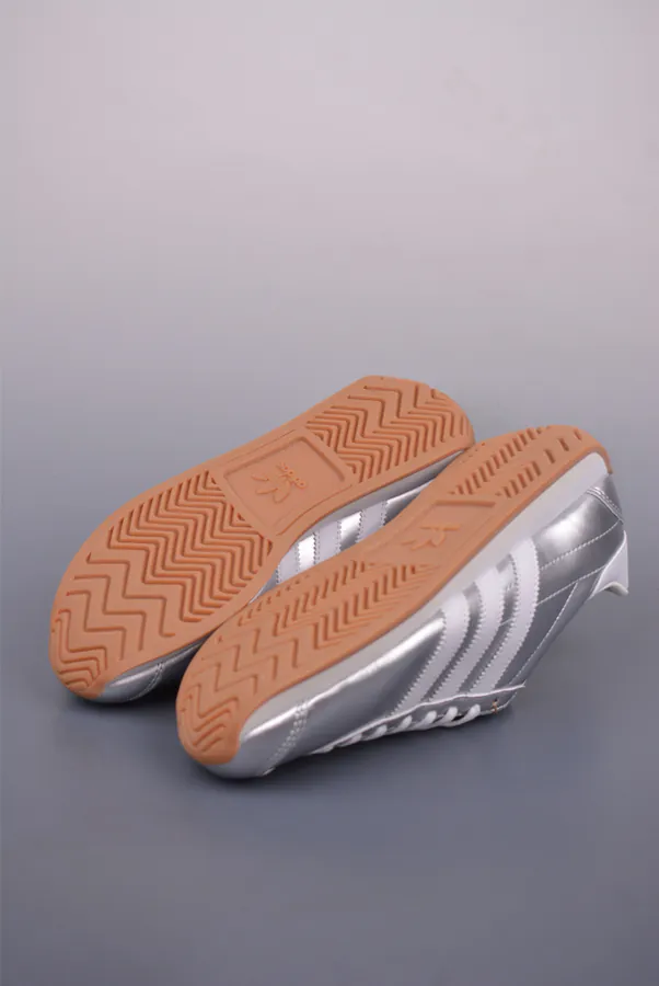 Adidas Originals COUNTRY Classic Stripe Low Top Sneaker