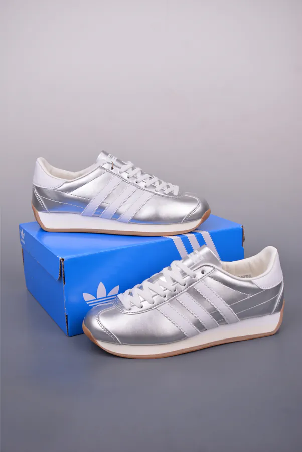 Adidas Originals COUNTRY Classic Stripe Low Top Sneaker