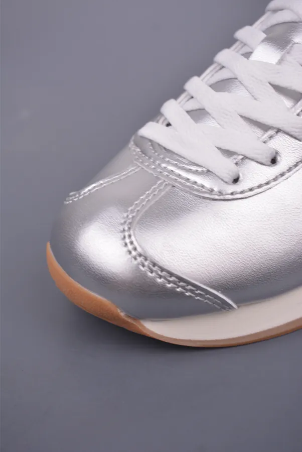 Adidas Originals COUNTRY Classic Stripe Low Top Sneaker