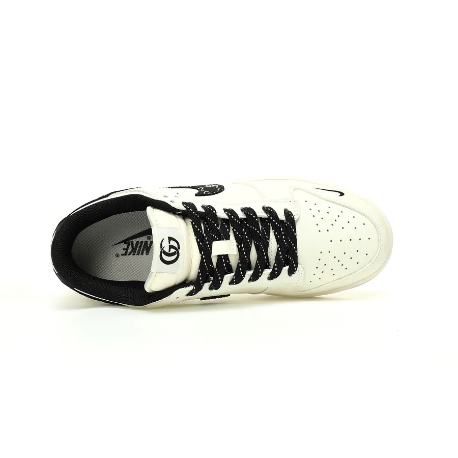 X SB Dunk Low Esquisite Premium Custom Color