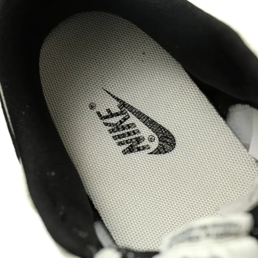 X SB Dunk Low Esquisite Premium Custom Color