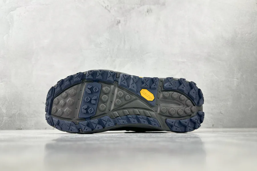 HOKA J.L A.L Skyflow Brown