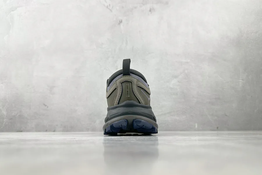 HOKA J.L A.L Skyflow Brown