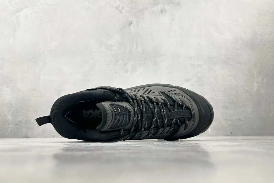HOKA ONE ONE Tor Ultra Low Black