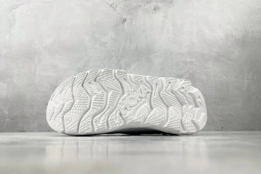 HOKA ONE ONE Restore TC White