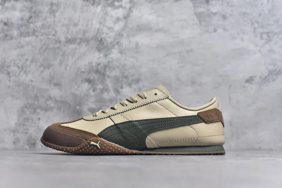 PUM Bella UT Low Retro Style Classic Sneaker