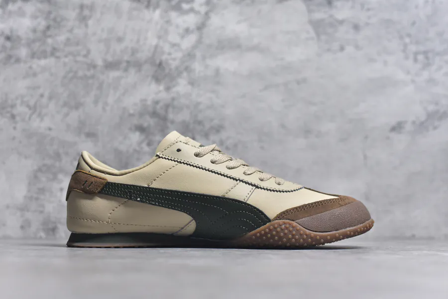 PUM Bella UT Low Retro Style Classic Sneaker