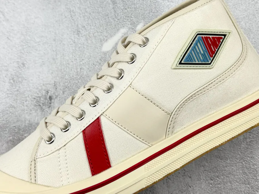 Bottega Veneta Eliot White